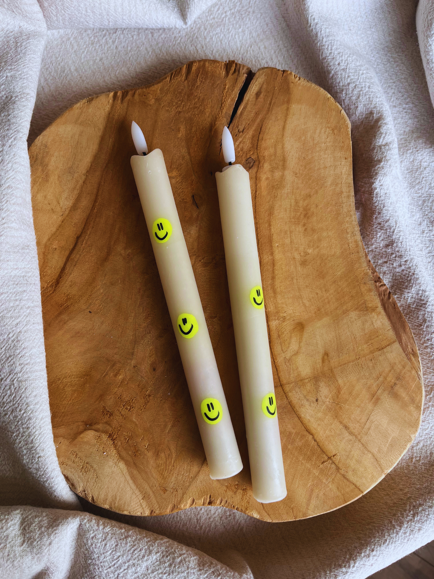 Led Dinner Candle Smiley Neon Yellow